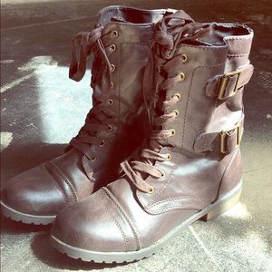 Self Esteem Combat Brown boots